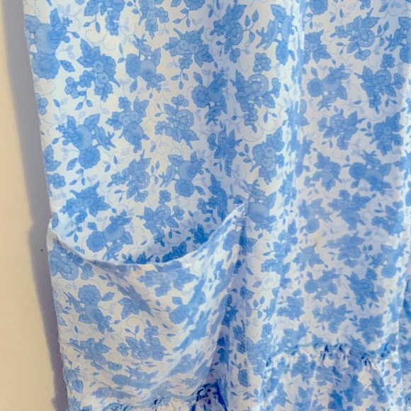 Floral granny nightgown - Picture 9 of 9